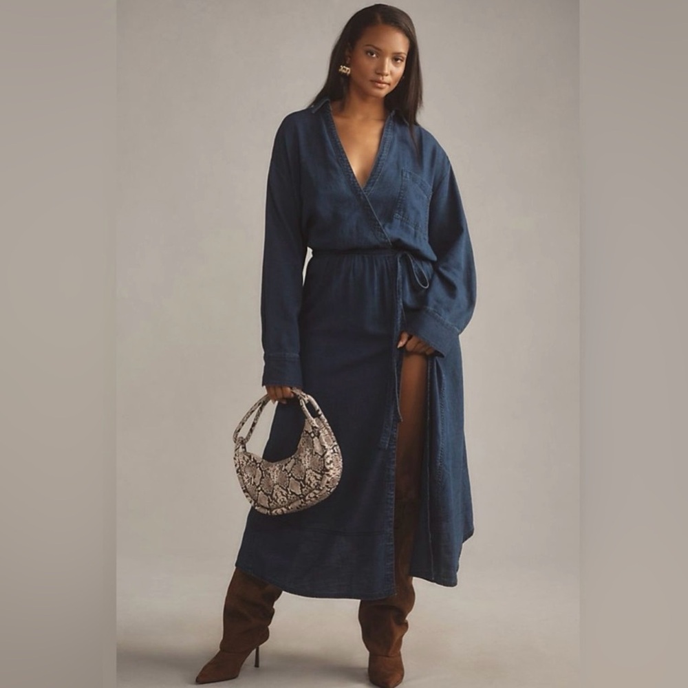 NWT Anthropologie Pilcro V neck Wrap MIDI denim dress Medium